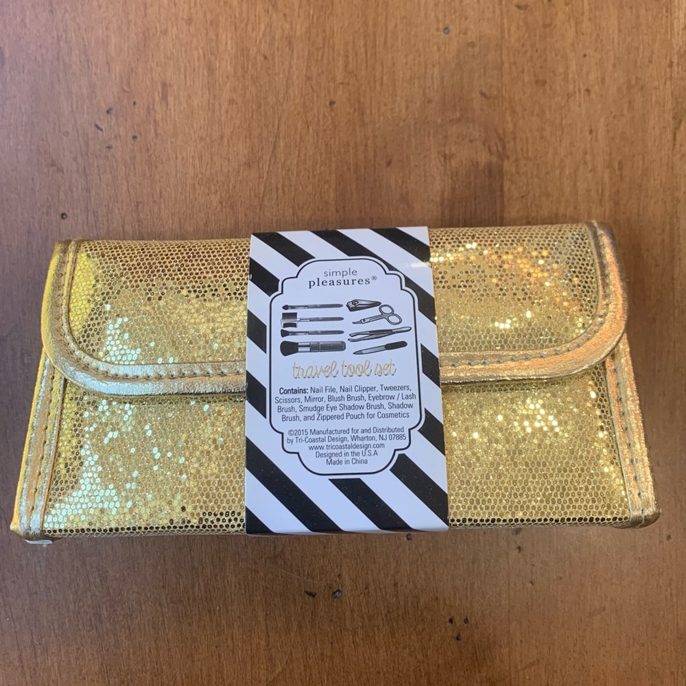 Simple Pleasures Travel Tool Makeup Set Nail Scissors In Sparkly Gold Zip Case